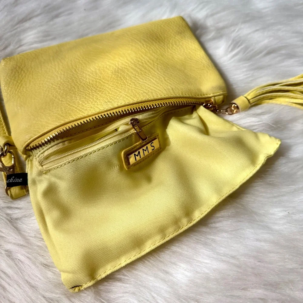 Novelty Wristlet Tropical Treats Pineapple Wristlet Pouch Yellow‎